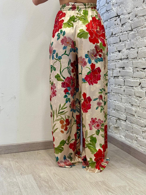 Pantalone flowers