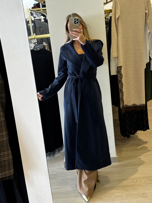 Cappotto Lungo Con Cappuccio E Cintura