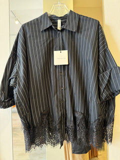 Camicia Over-size bacchettata con fondo in pizzo