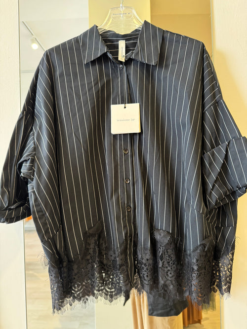 Camicia Over-size bacchettata con fondo in pizzo