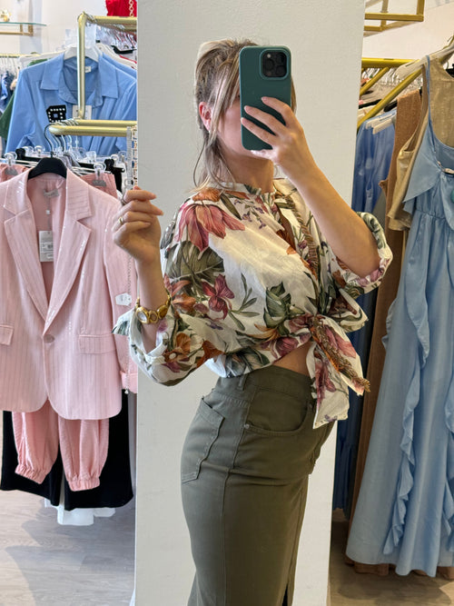 Camicia in mussola fantasia floreale