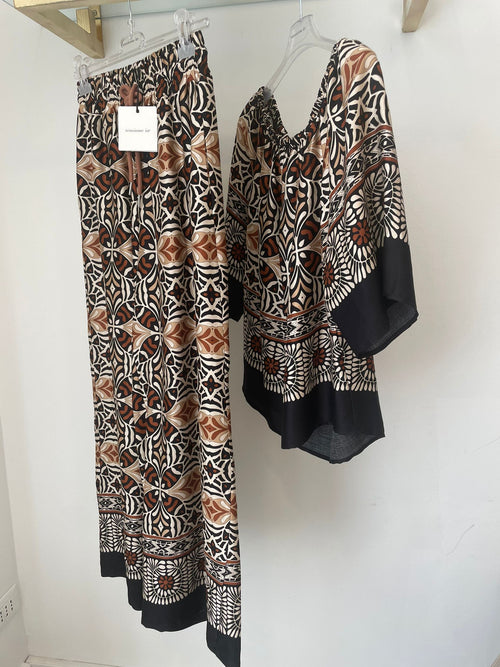 Pantalone fantasia etnica