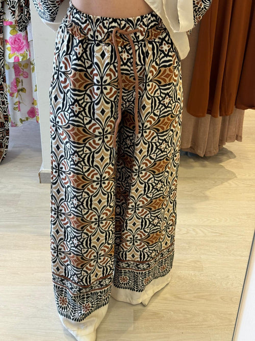 Pantalone fantasia etnica