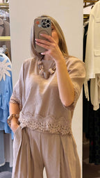 Maglia In Modal Leggero Con Pizzo