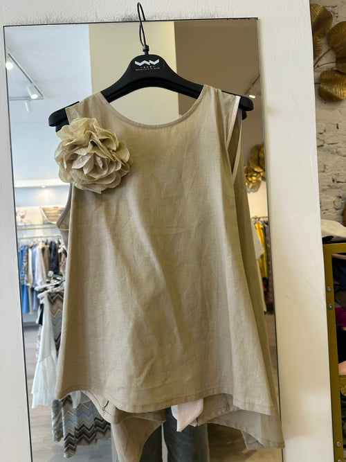 Gilet Con Spilla A Fiore