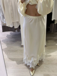 Gonna In Saten Con Pizzo Tensione In