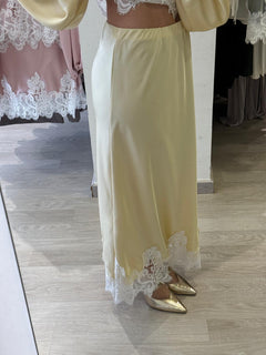 Gonna In Saten Con Pizzo Tensione In