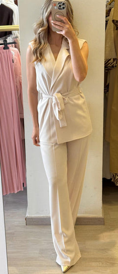 Tailleur Con Gilet Tessuto Fluido