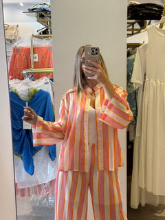 Camicia a Righe Larghe con Collo alla Coreana