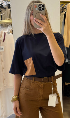 T-shirt Con Taschino Monocolore Tensione In