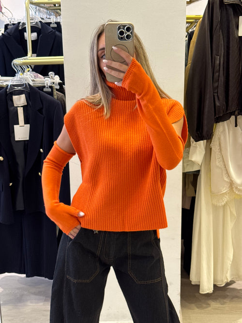 Maglia Smanicata Collo Alto con Manicotti
