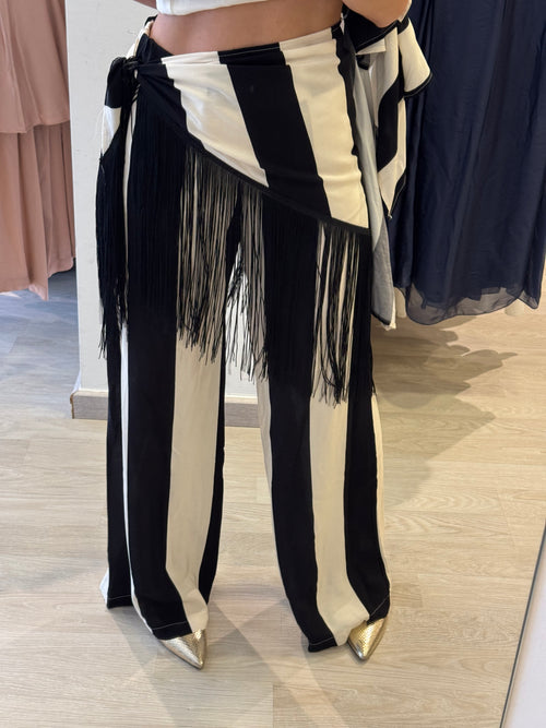 Pantalone Dritto Con Pareo in Vita e Frange