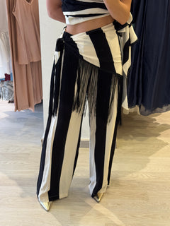 Pantalone Dritto Con Pareo in Vita e Frange