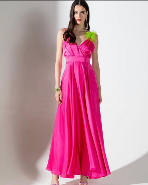 Abito elegante con spacco