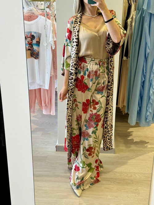 Pantalone flowers