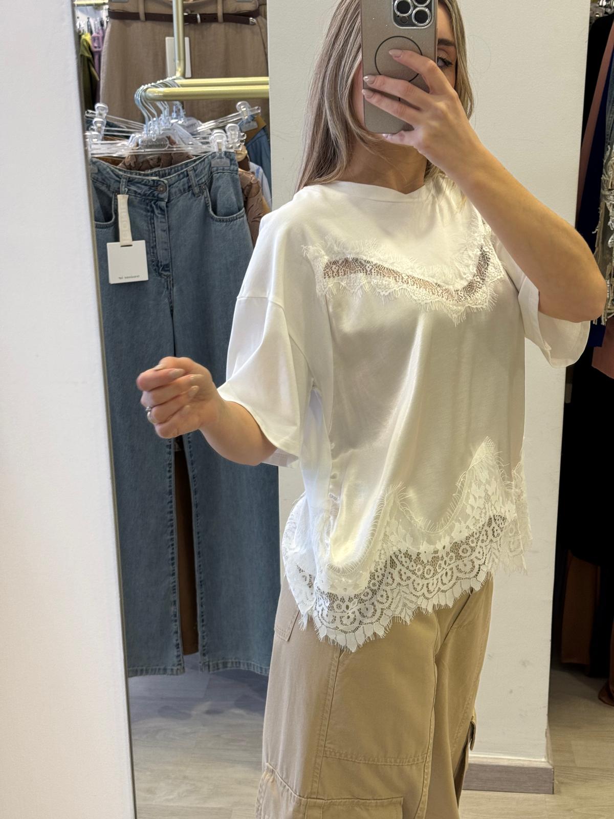 T- shirt In Raso E In Pizzo