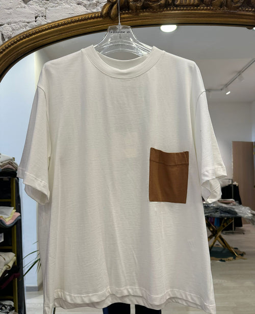 T-shirt Con Taschino Monocolore Tensione In