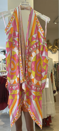 Top Con Fantasia Geometrica