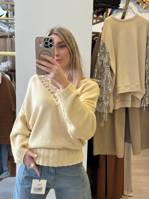 Maglia Scollo A V In Pizzo