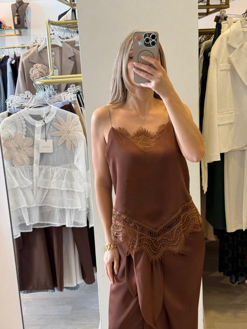 Top Saten Con Pizzo