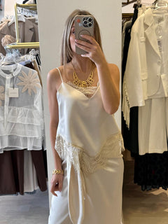 Top Saten Con Pizzo