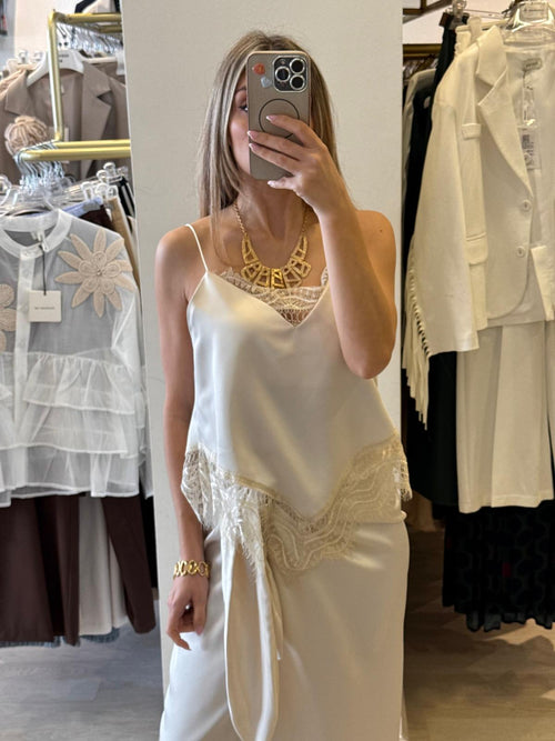 Top Saten Con Pizzo