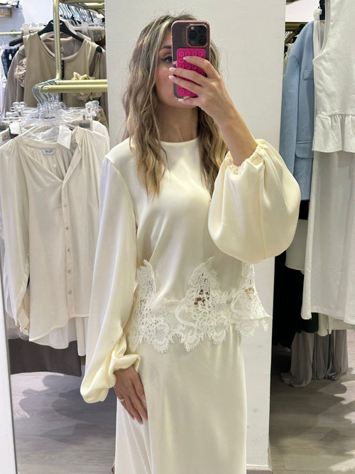 Blusa In Saten Tensione In