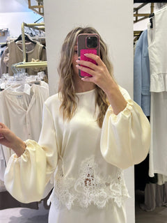 Blusa In Saten Tensione In