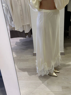 Gonna In Saten Con Pizzo Tensione In