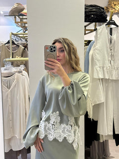 Blusa In Saten Tensione In