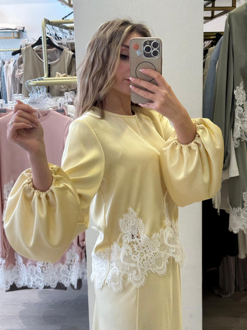 Blusa In Saten Tensione In