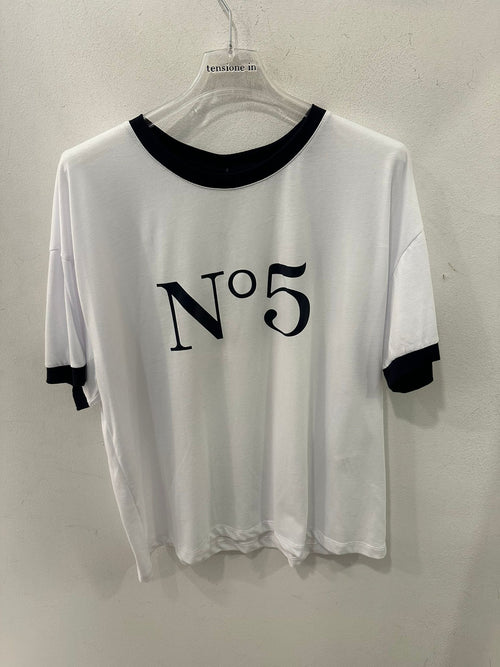 T-shirt "N5" A Contrasto TENSIONE IN