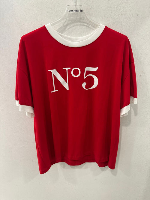 T-shirt "N5" A Contrasto TENSIONE IN