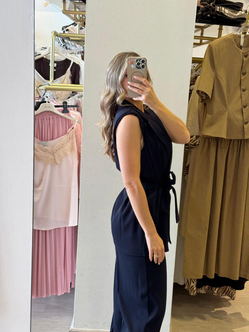 Tailleur Con Gilet Tessuto Fluido