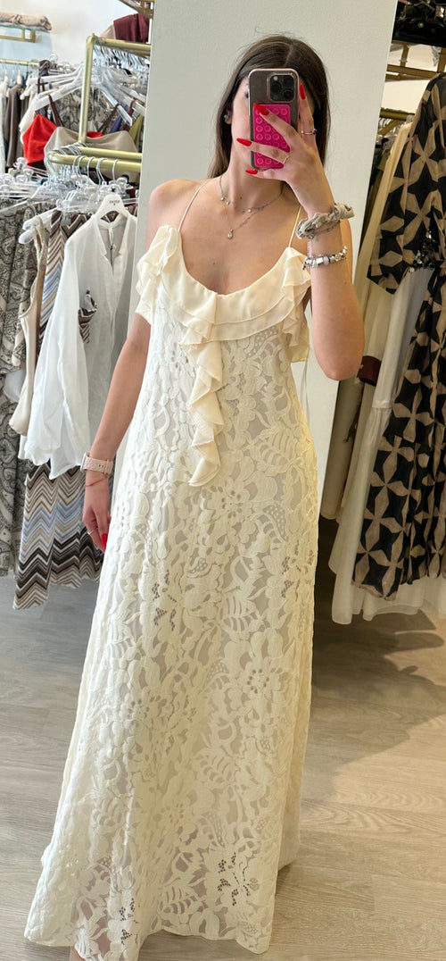 Abito In Pizzo E Rouches